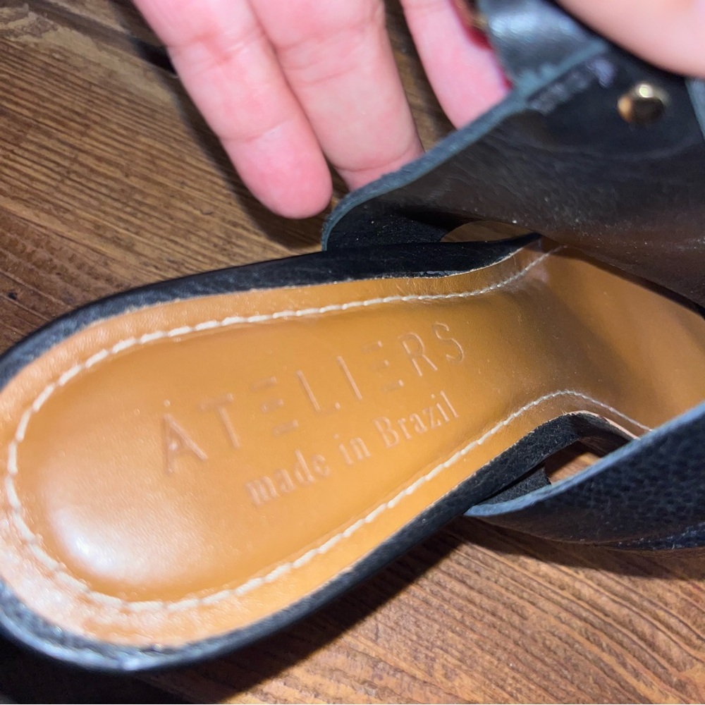Ateliers Leather Sandals with Patterned Block Heel Sandals - Picture 8 of 10